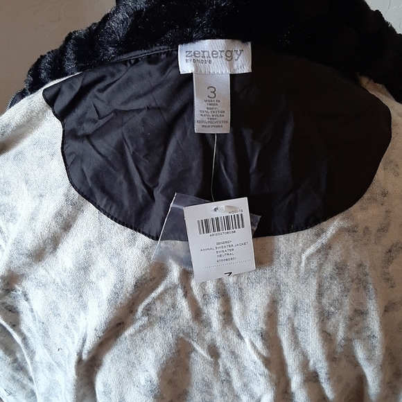 Beautiful animal print sweater jacket - Picture 6 of 8